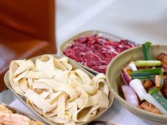 -胡须佬鸡煲四季火锅(龙珠大道店)