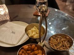 -LONG BAR 廊吧(外滩华尔道夫酒店)