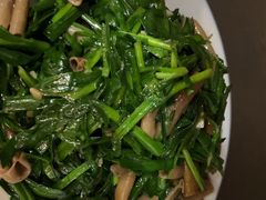 -李哥海鲜烧烤家常菜(孔雀城店)