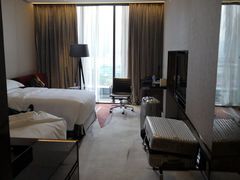 -广州天河希尔顿酒店