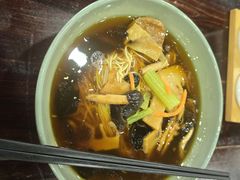 -大食代美食广场(上海中心店)