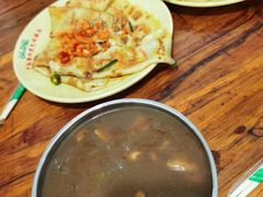 -丁红照水煎包胡辣汤