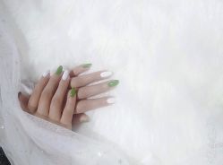 -潮店·虞妃妮轻奢美甲美睫馆