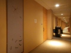 -广州卡丽酒店(大金钟路地铁站店)