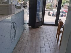 -门庭若市豆浆油条(恒生广场店)