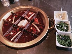 -长嘉·河图火锅(长嘉汇江景旗舰店)