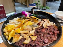 -一朵菌·野生菌探索家火锅(南亚店)