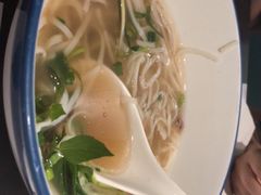-美奈小馆·越南料理(中航城君尚购物中心店)