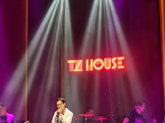 -TZ House音乐现场(来福士中心店)
