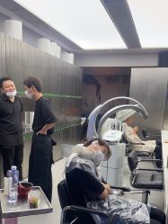 -苑苑发型设计