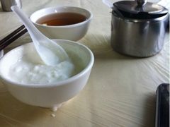 -维吾尔餐厅(宜山路店)