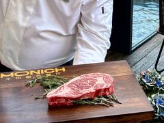 -MONICH牛排融合餐厅(和义大道购物中心店)