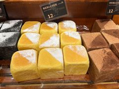 -小飞象面包公社(珠江路金鹰店)