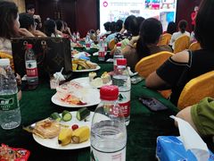 -维也纳酒店(深圳国际会展中心沙井上南店)