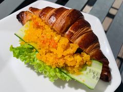 可颂小龙虾三明治-sugarman espresso素饮糖人高新咖啡工厂