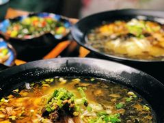 -八月美食小馆(银泰城总店)