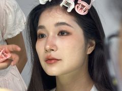 -金夫人化妆摄影职业培训学校