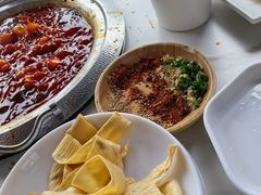 -周师兄大刀腰片火锅(磁器口直营店)