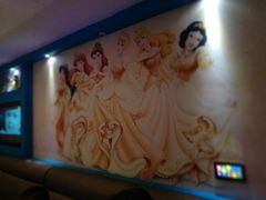 -唯爱KTV聚会餐厅(仙林东城汇店)