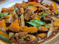 栗子南瓜炖牛腩-品质伊骊新疆菜(紫金店)