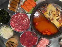 -鹿鸣山草本茶香火锅(园西路店)