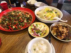 -兔槽江湖菜·重庆璧山兔(水围店)