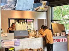 -J Create城市露营咖啡·简餐·宠物(上海动物园店)