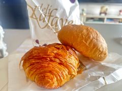 吞拿鱼牛角包-老佛爷饼店