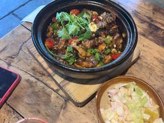 -有红鸡毛店·砂锅菜(抚琴夜市店)