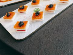 鱼子酱烤鸭-荣公子创意菜