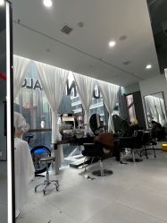 -U·NI SALON 造型