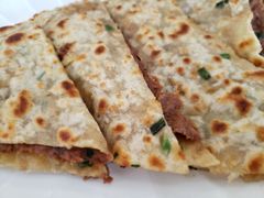 -溢心园香河肉饼总店
