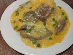 w牛肉滑蛋饭-新大咀港式茶餐厅(宝山万达店)