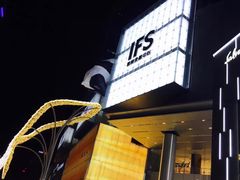 -CHANEL(ifs国际金融店)