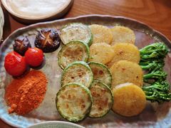 -包整·丝娃娃(一览甲秀楼风景店)