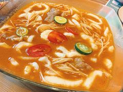 -临界音乐酒馆·小龙虾·江湖菜(华熙LIVE·鱼洞店)