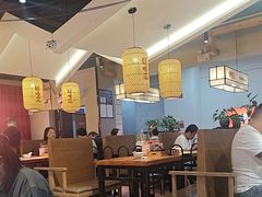 -怪噜范·老贵阳街头名小吃(鸿通城店)
