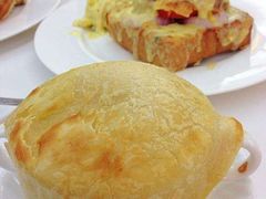酥皮海鲜汤-佛山皇冠假日酒店-西餐厅