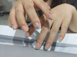 -艾珂·美甲美睫