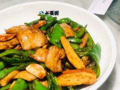 杭椒小炒肉-小菜园新徽菜(无锡宜家荟聚中心店)