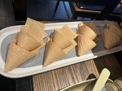 -尚尚仙·酸汤猪手·猪肚鸡火锅(华联万柳购物中心店)