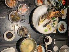 -半岛翡丽海鲜自助餐厅(观风亭店)