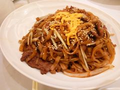 xo酱干炒牛河-翰腾阁(太古城中心店)