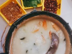 -云晓光头烧烤吧(新大陆广场店)