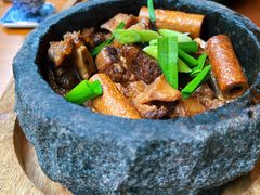 豆皮卷烧牛尾-君悦酒店·1881·北京烤鸭