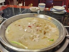 -老来福·非遗酸汤兔(凯旋路店)