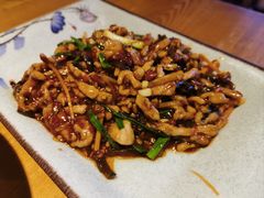 鱼香肉丝-禧福徕盆盆香川菜馆