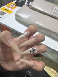 -晨·艺美甲美睫