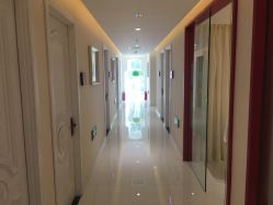 -咪咪比基尼脱毛专业店