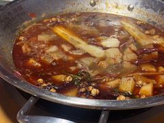 -大众跷脚牛肉馆·非遗传承单位(峨眉山店)